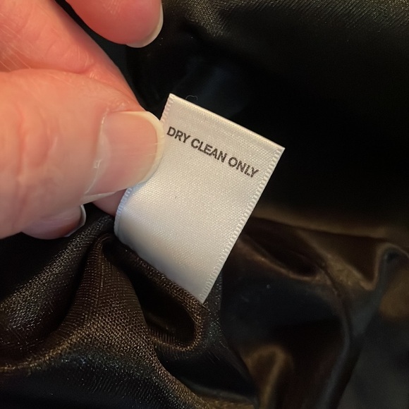 CACHE Dress. Size 10. Beautiful. Classy. Evening. Black pink red. With Flaws. - Picture 11 of 16